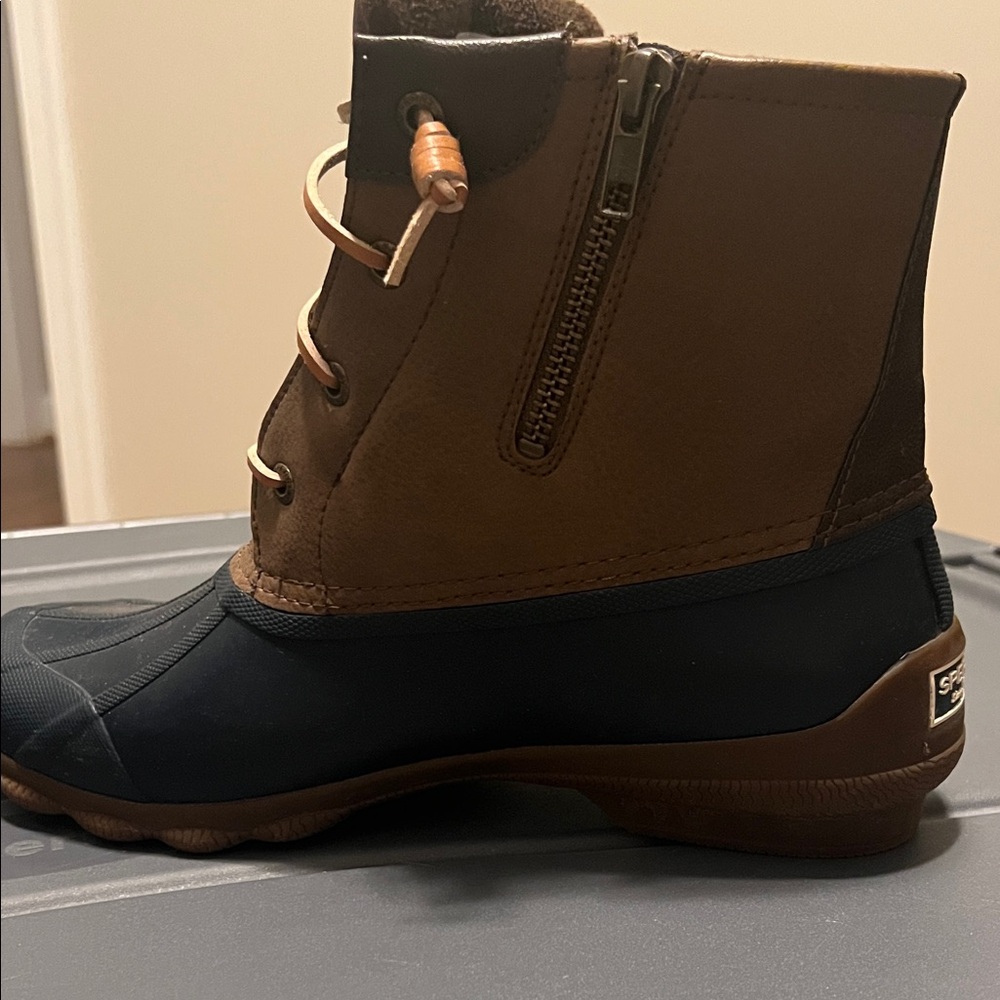 Sperry Two-Tone Waterproof Boots - Picture 7 of 9